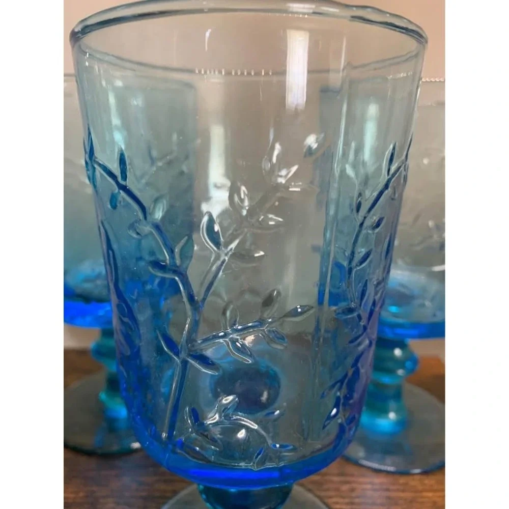 Set of 4 Vintage blue butterfly/dragonfly glass goblets